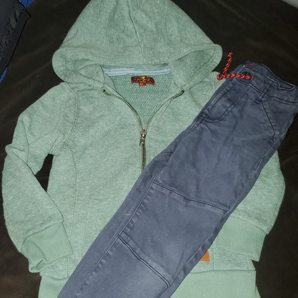 7 for all mankind pants and hoodie